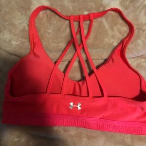 Under Armour Strappy Back Sports Bra
